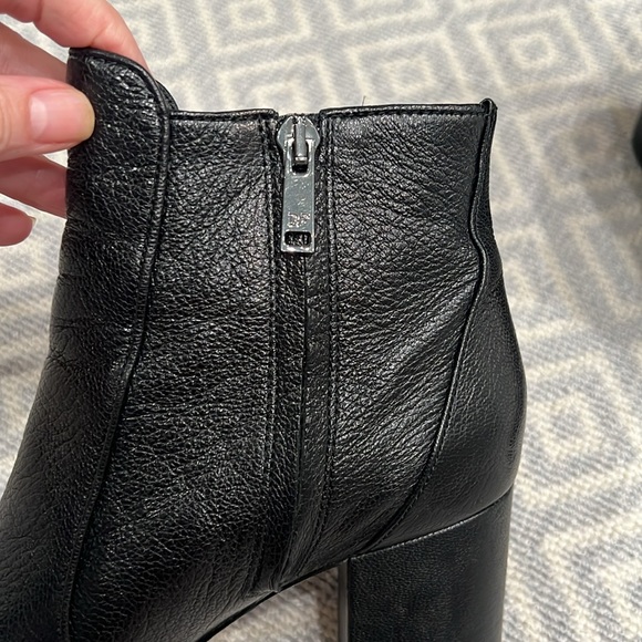 Diane von Furstenberg black leather booties 7m - Picture 3 of 7